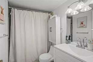 5055 NW 7th St, Miami, FL 33126 - Photo 8