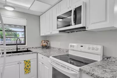 4415 13th Avenue N, Saint Petersburg, FL 33713 - Photo 10