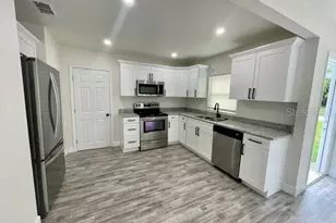 917 E 108th Ave, Tampa, FL 33612 - Photo 2