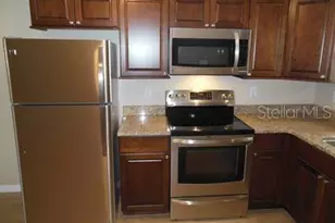 7100 Dartmouth Ave N, Saint Petersburg, FL 33710 - Photo 10