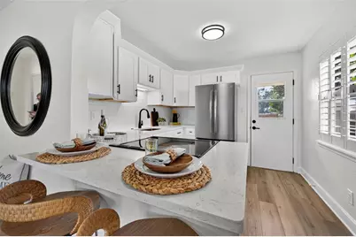 486 49th Avenue N, Saint Petersburg, FL 33703 - Photo 6