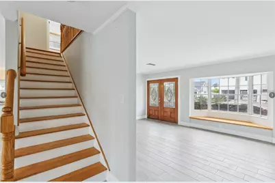 8706 Elmwood Lane, Tampa, FL 33615 - Photo 14