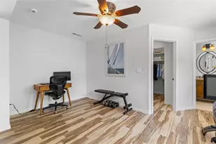 1950 Rebecca Dr, Clearwater, FL 33764 - Photo 16