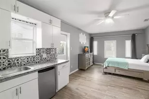 1663 San Mateo Dr, Dunedin, FL 34698 - Photo 20