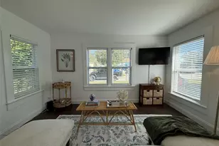 405 E Cayuga St, Tampa, FL 33603 - Photo 8
