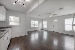 405 E Cayuga St, Tampa, FL 33603 - Photo 14