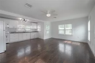 405 E Cayuga St, Tampa, FL 33603 - Photo 6
