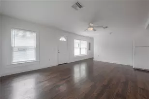 405 E Cayuga St, Tampa, FL 33603 - Photo 12