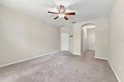 5852 Autumn Shire, Zephyrhills, FL 33541 - Photo 18