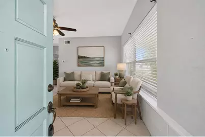 516 64th Street S, Saint Petersburg, FL 33707 - Photo 8