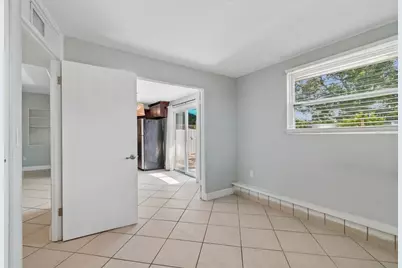 516 64th Street S, Saint Petersburg, FL 33707 - Photo 34