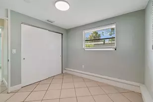 516 64th St S, Saint Petersburg, FL 33707 - Photo 40