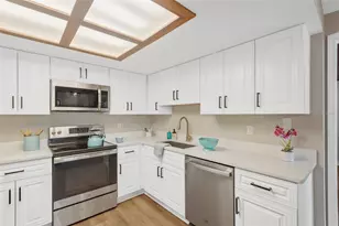 3407 W New Orleans Ave, Tampa, FL 33614 - Photo 2