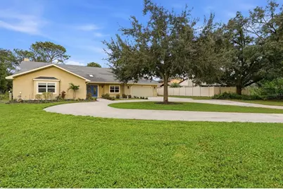 15127 Pennington Road, Tampa, FL 33624 - Photo 2