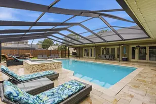 15127 Pennington Rd, Tampa, FL 33624 - Photo 4