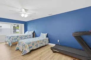 15127 Pennington Rd, Tampa, FL 33624 - Photo 44