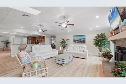 15127 Pennington Road, Tampa, FL 33624 - Photo 22