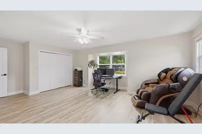 15127 Pennington Road, Tampa, FL 33624 - Photo 42