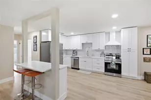 4300 28th Ave N, Saint Petersburg, FL 33713 - Photo 6