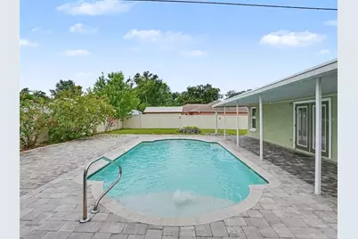 128 Brighton Circle, Auburndale, FL 33823 - Photo 2