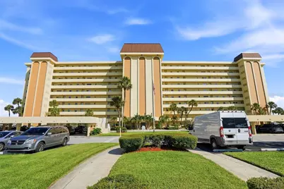 4725 Cove Circle #306, Saint Petersburg, FL 33708 - Photo 1