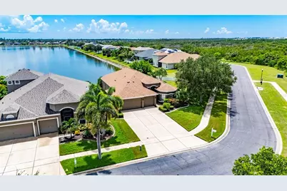 1724 Mira Lago Circle, Ruskin, FL 33570 - Photo 6