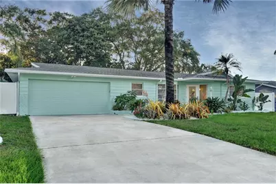 1968 Souvenir Drive, Clearwater, FL 33755 - Photo 2