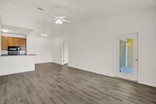 10201 Courtney Palms Blvd, Tampa, FL 33619 - Photo 6