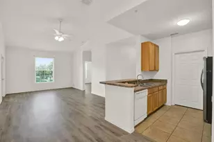 10201 Courtney Palms Blvd, Tampa, FL 33619 - Photo 28