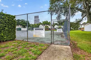 1760 Mill Run Cir, Tampa, FL 33613 - Photo 40