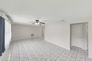 5745 13th St, Zephyrhills, FL 33542 - Photo 10