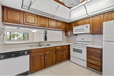 2593 Countryside Boulevard #7304, Clearwater, FL 33761 - Photo 4