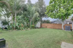8252 Crescent Moon Dr, New Port Richey, FL 34655 - Photo 32