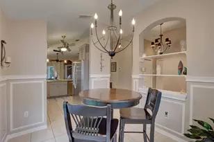 8252 Crescent Moon Dr, New Port Richey, FL 34655 - Photo 10
