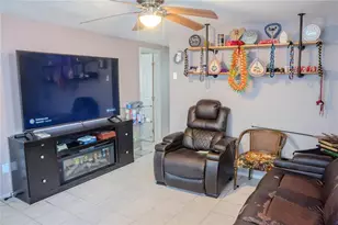 636 Dogwood Ct, Dunedin, FL 34698 - Photo 8