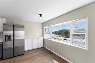 436 Mt Oak Ave NE, Saint Petersburg, FL 33702 - Photo 18