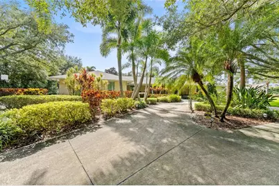 2109 Meadow Brook Drive, Clearwater, FL 33759 - Photo 4