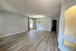 6823 Green Heron Dr, Wesley Chapel, FL 33545 - Photo 8