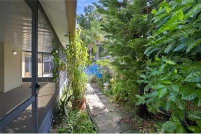 6803 Longpointe Way, Tampa, FL 33615 - Photo 38