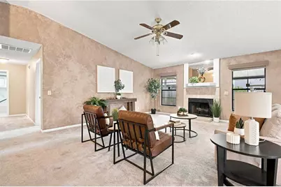 6803 Longpointe Way, Tampa, FL 33615 - Photo 6