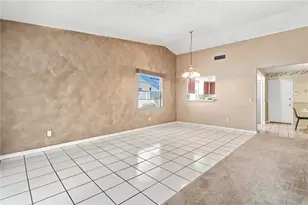6803 Longpointe Wy, Tampa, FL 33615 - Photo 10