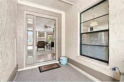 6803 Longpointe Way, Tampa, FL 33615 - Photo 2