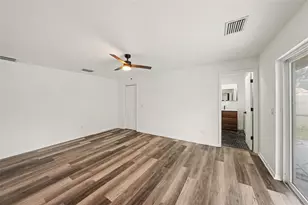 4715 Kemble Ct, Tampa, FL 33624 - Photo 12
