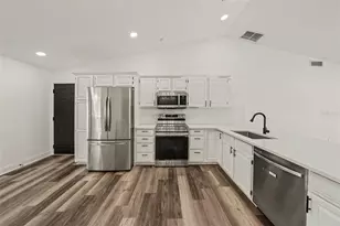 4715 Kemble Ct, Tampa, FL 33624 - Photo 12