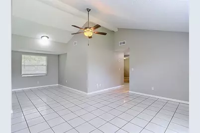 6701 Village Grove Court, Tampa, FL 33615 - Photo 6
