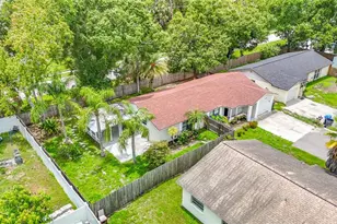 6701 Village Grove Ct, Tampa, FL 33615 - Photo 38