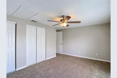 6701 Village Grove Court, Tampa, FL 33615 - Photo 18