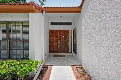 11502 Robles Del Rio Place, Temple Terrace, FL 33617 - Photo 2