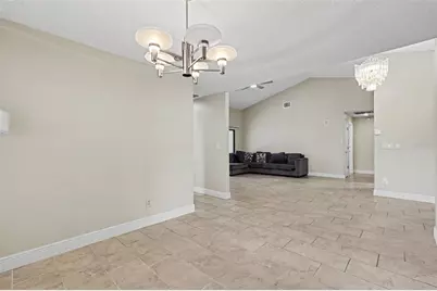 11502 Robles Del Rio Place, Temple Terrace, FL 33617 - Photo 14