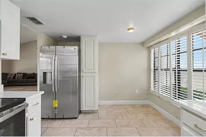 11502 Robles Del Rio Place, Temple Terrace, FL 33617 - Photo 8